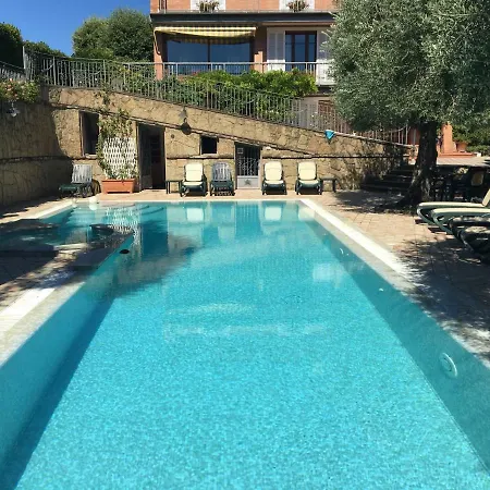Casa L'ulivo Apartment *